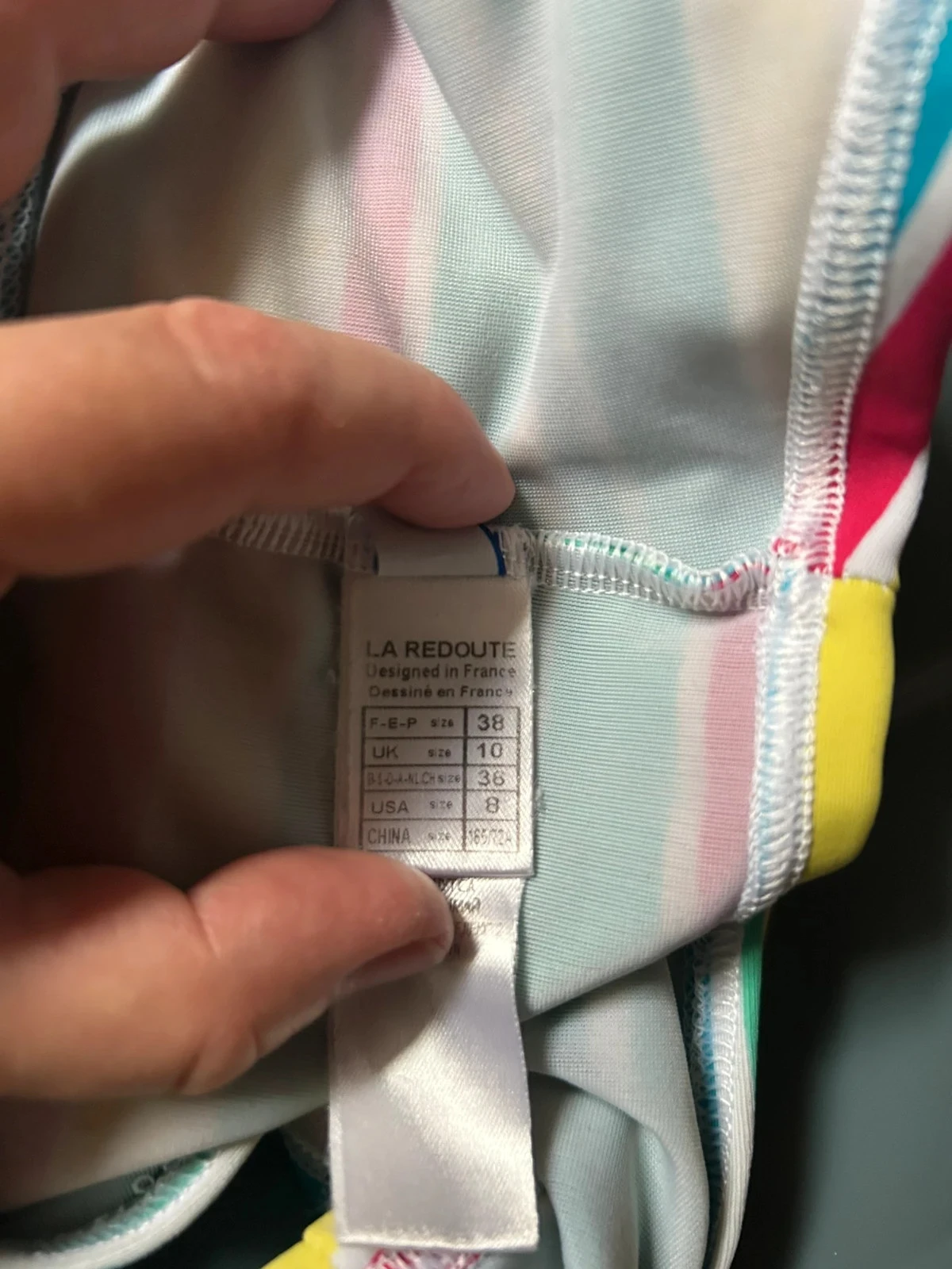 Lot maillot de bain 2 pièces + un haut – photo 6